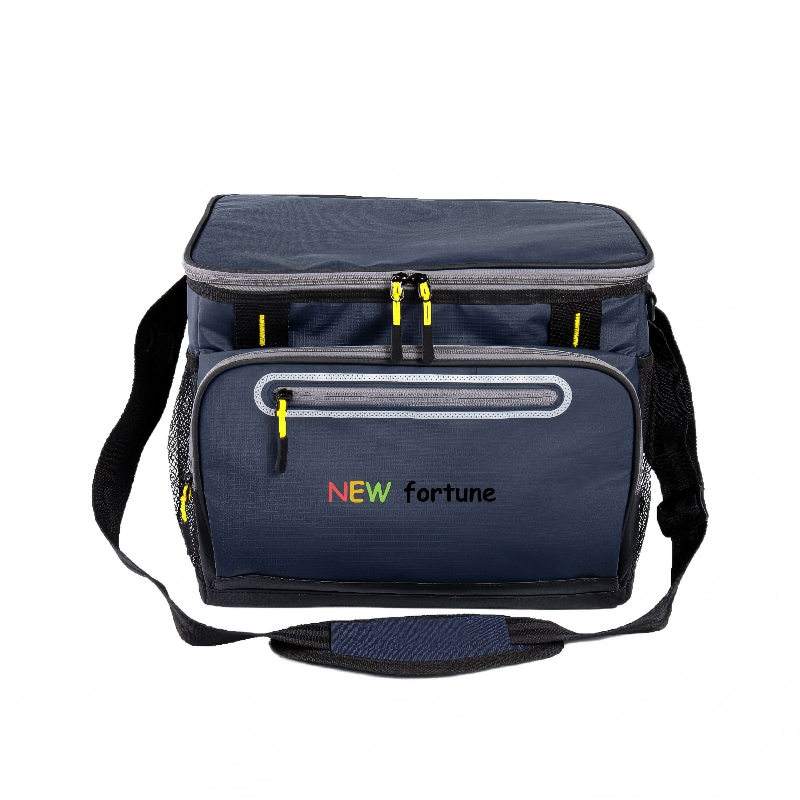 B-03 Efficient Storage of Waterproof and Insulated Cooler Bag